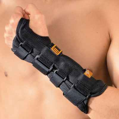 Νάρθηκας καρπού - αντιβραχίου μήκους 25 cm Polfit Wrist 21 | Αριστερός Καρπός - Άκρα χείρα