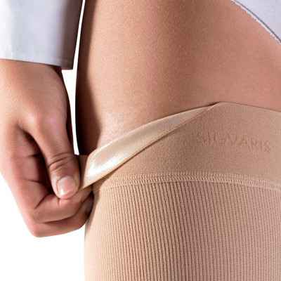 Κάλτσες ριζομηρίου Sigvaris Cotton 2 Κλάση 2 Μπεζ με Ανοιχτά δάκτυλα | Μήκος Short Κάλτσες ριζομηρίου