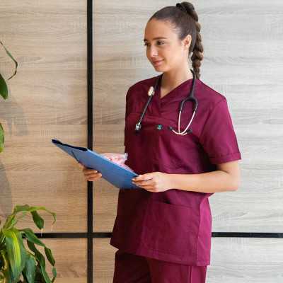 Set Ιατρική στολή Νοσηλευτών & γιατρών Alezi Unisex | Μπορντό Στολές Ιατρών / Νοσηλευτών Unisex