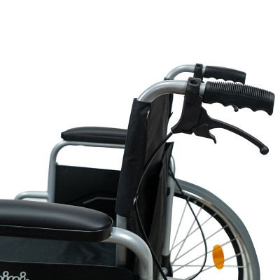 Αμαξίδιο Gemini 43 cm Mobiakcare με φρένα συνοδού (έως 130 kg) Αναπηρικά αμαξίδια μεγάλοι τροχοί